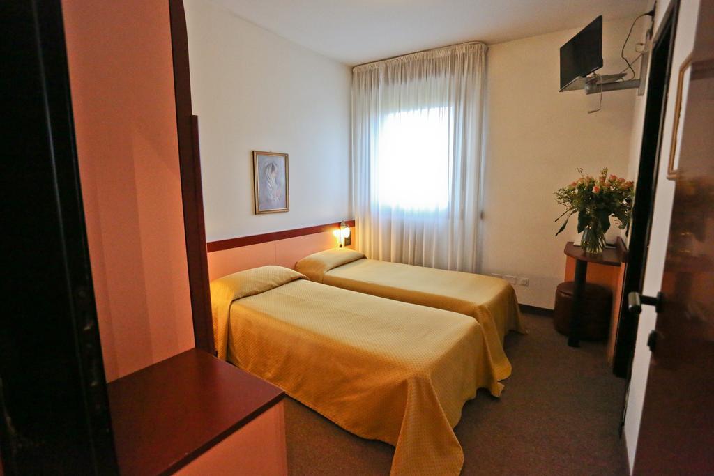 Hotel Due Ragni Villorba Ngoại thất bức ảnh