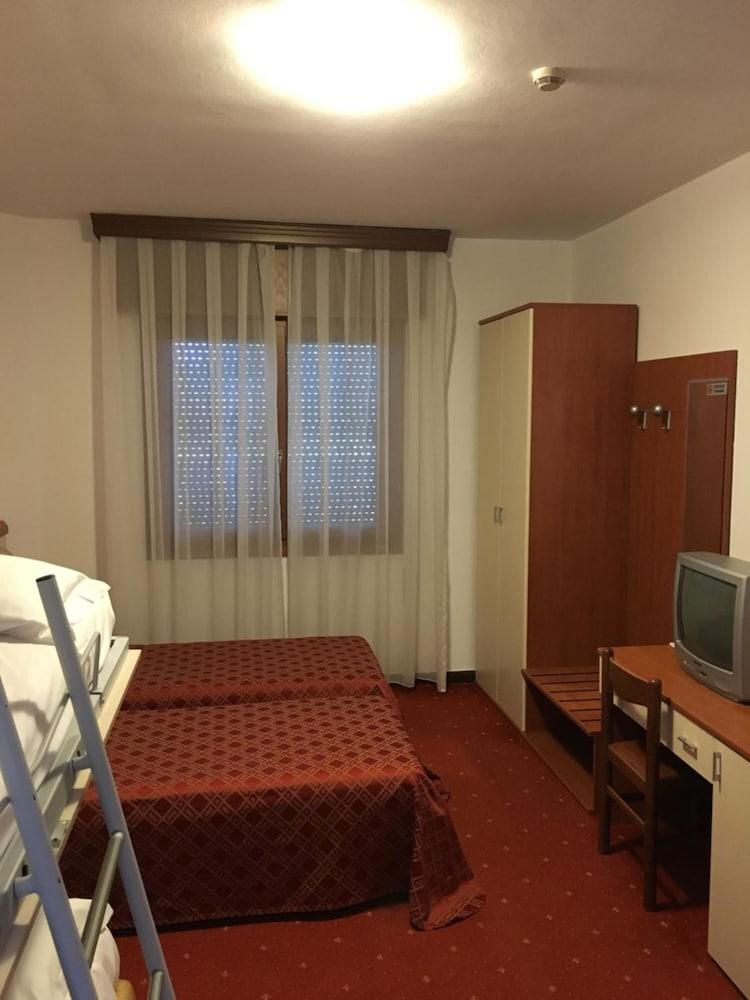 Hotel Due Ragni Villorba Ngoại thất bức ảnh